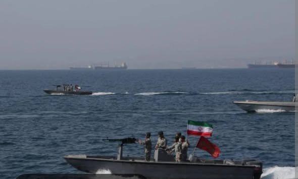 #golfopersico PIRATA VA, PIRATA VIENE. Carrera de piratería por el petróleo Irán