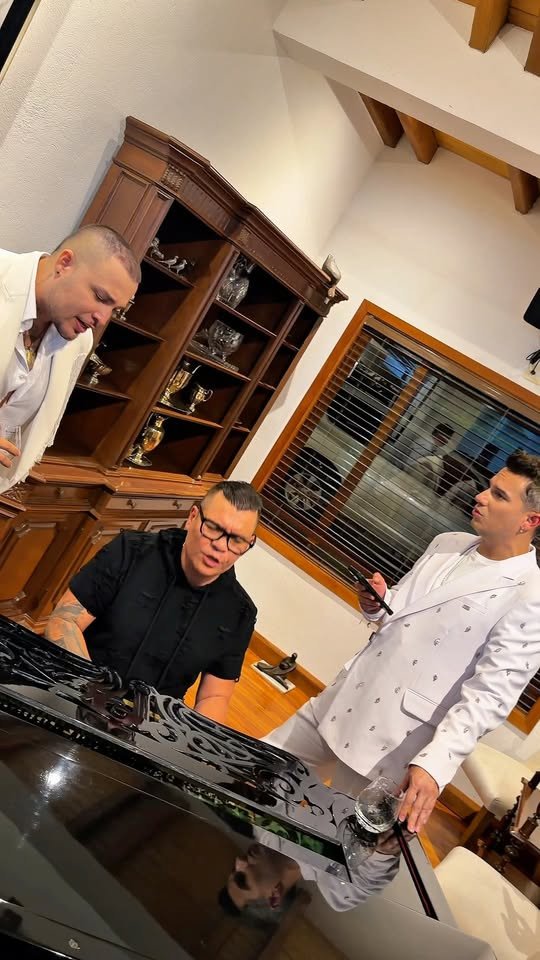 Una noche con los parceros Jessi Uribe Pipe Bueno